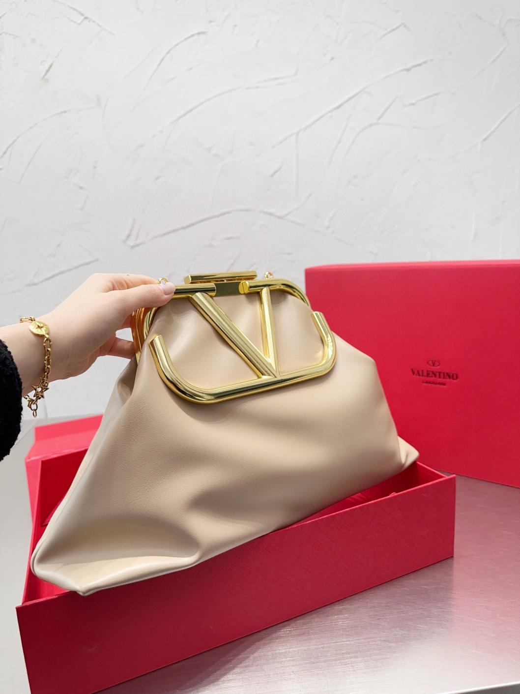 Valentino handbag 132205