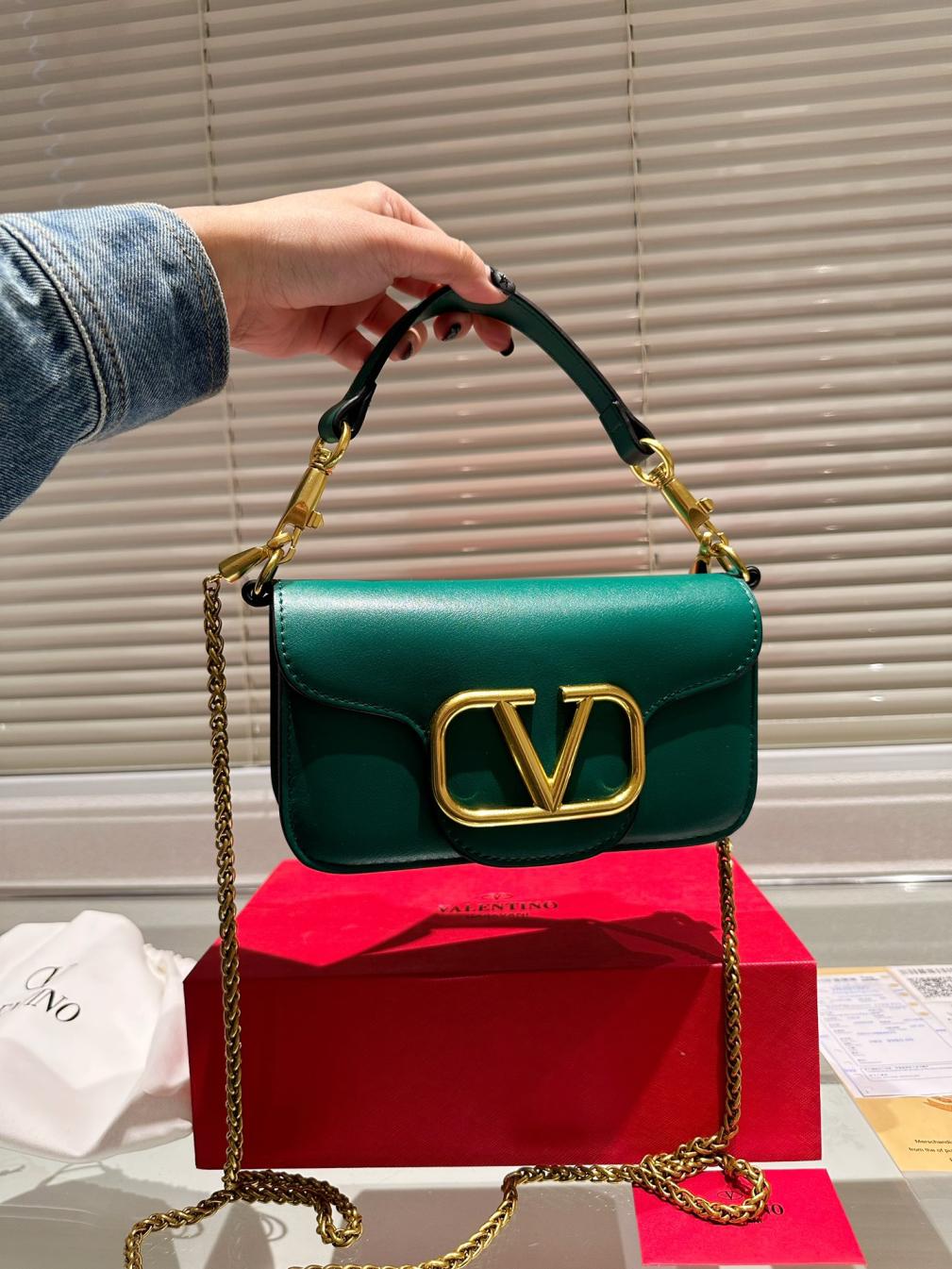 Valentino handbag 132224