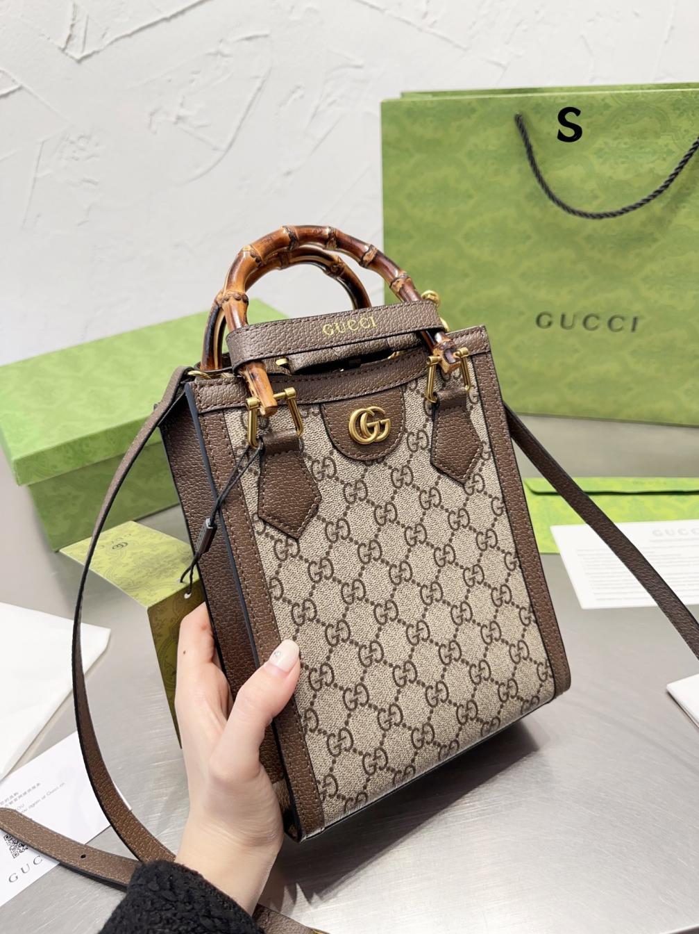 Gucci Diana bag 132232