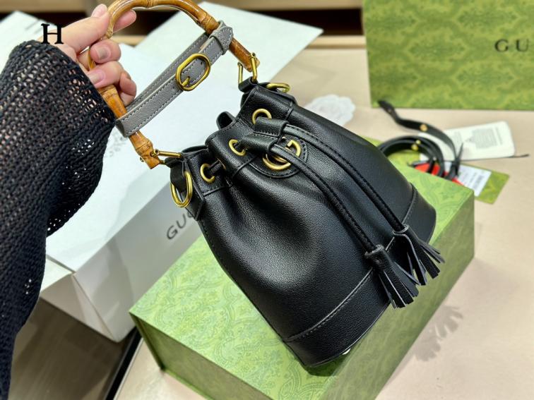 Gucci handbag 132342