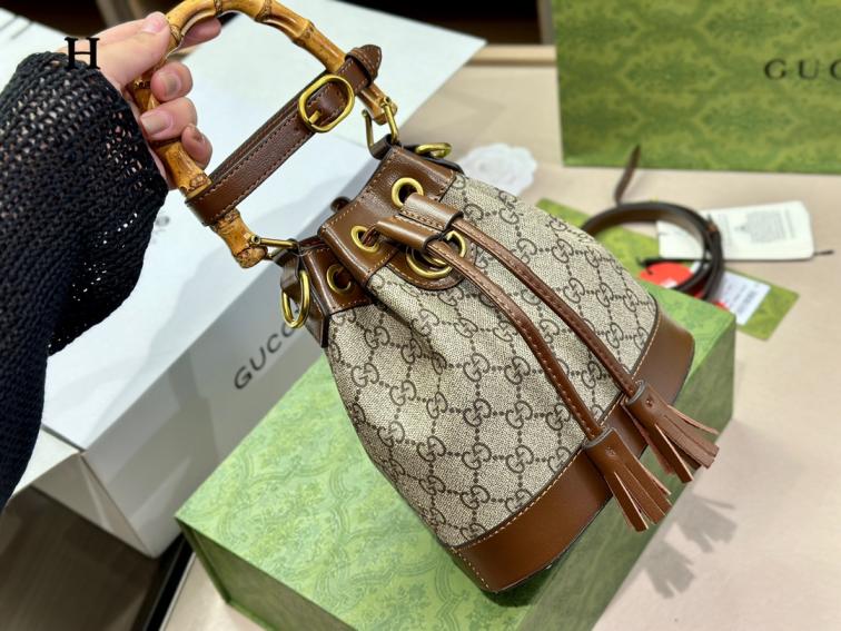 Gucci handbag 132342