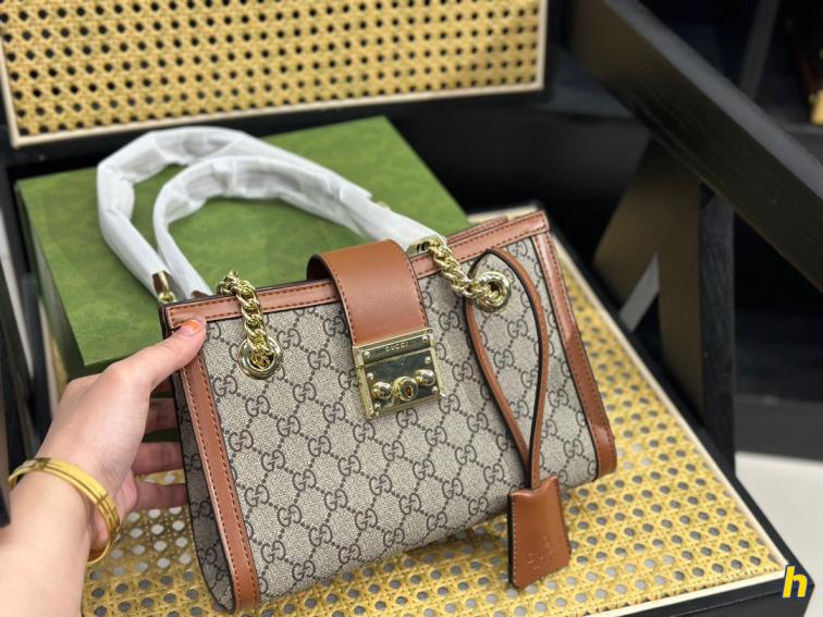 Gucci GG Padlock 132351