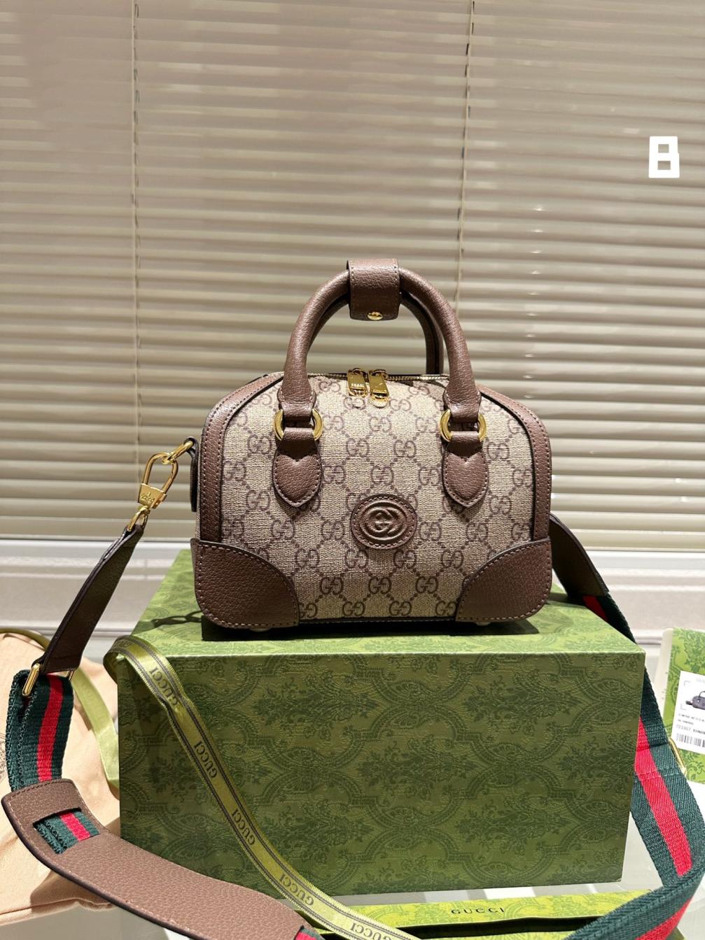 Gucci  Ophidia hand bag 132355