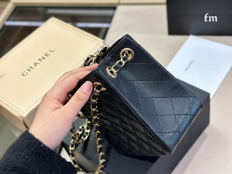 Chanel 2023 bucket bag 132275