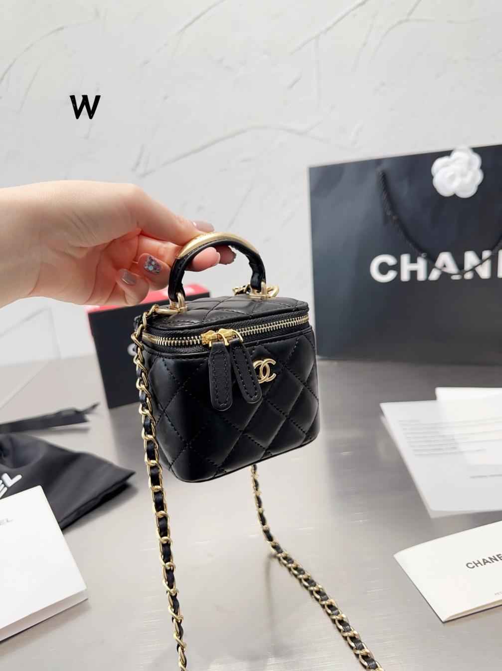 Chanel lambskin box 132317