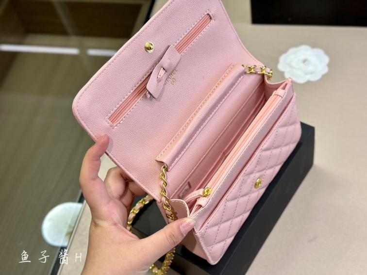 Chanel pink woc 132313