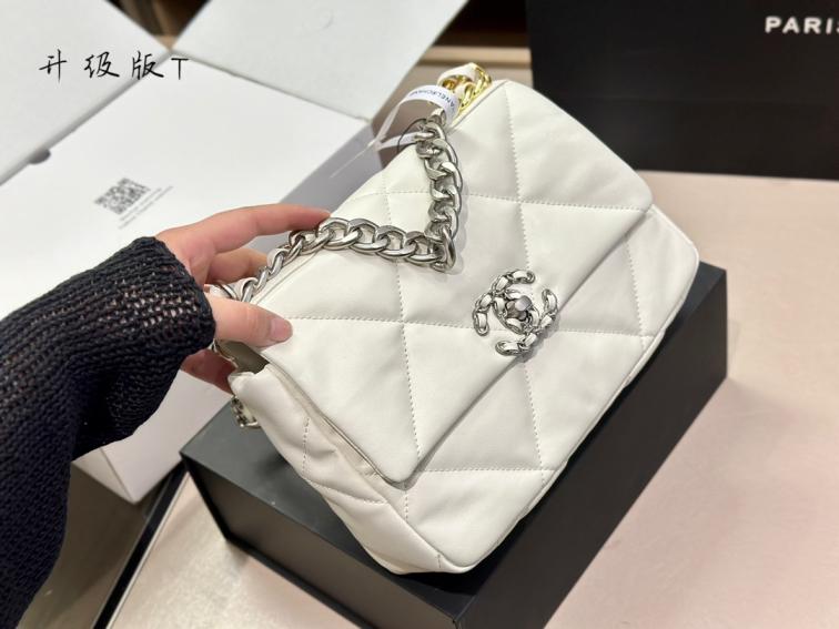 Chanel 19bag 132337
