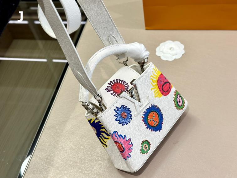Lv Capucines hand bag 132311