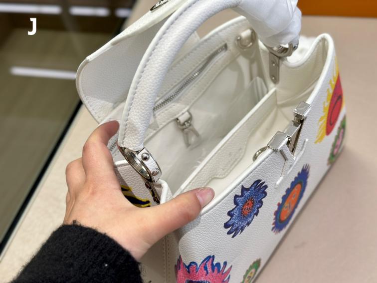 Lv Capucines hand bag 132311