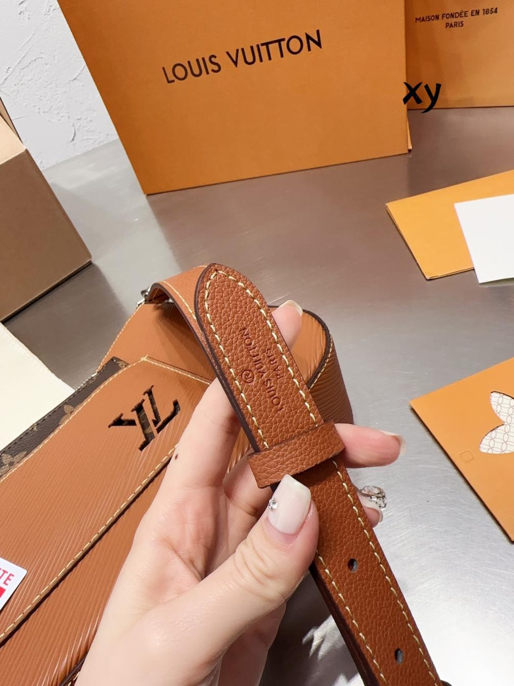 Lv Marelle handbag 132177