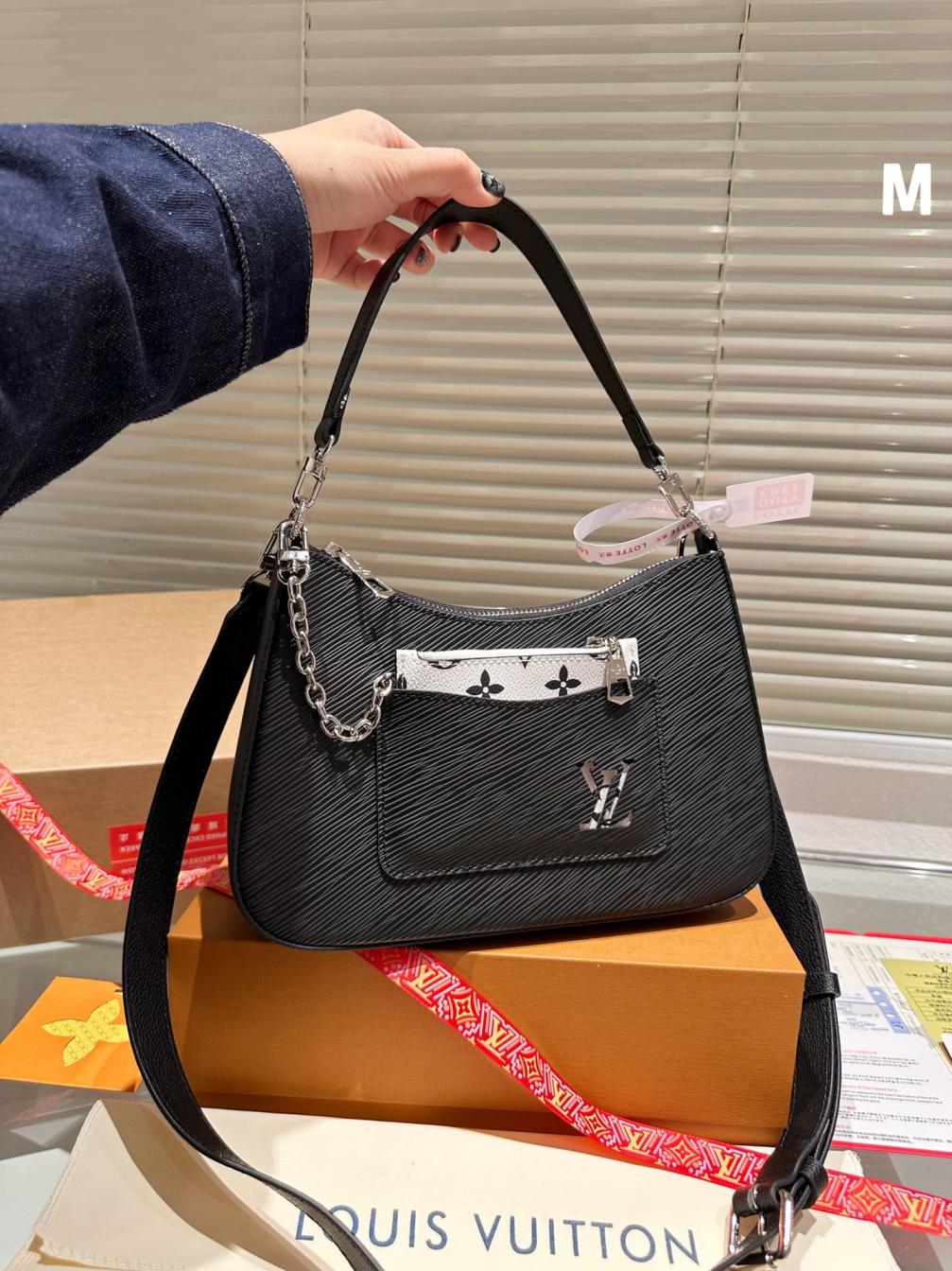 Lv Marelle handbag 132174