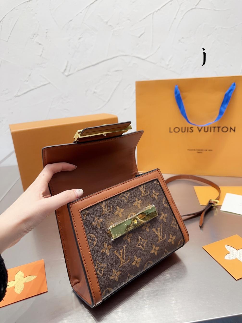 Lv Dauphine handbag 132169