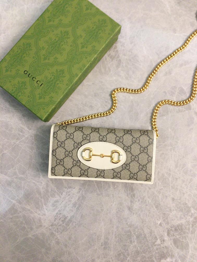 Gucci GG Supreme 1955 621892 wallet on chain