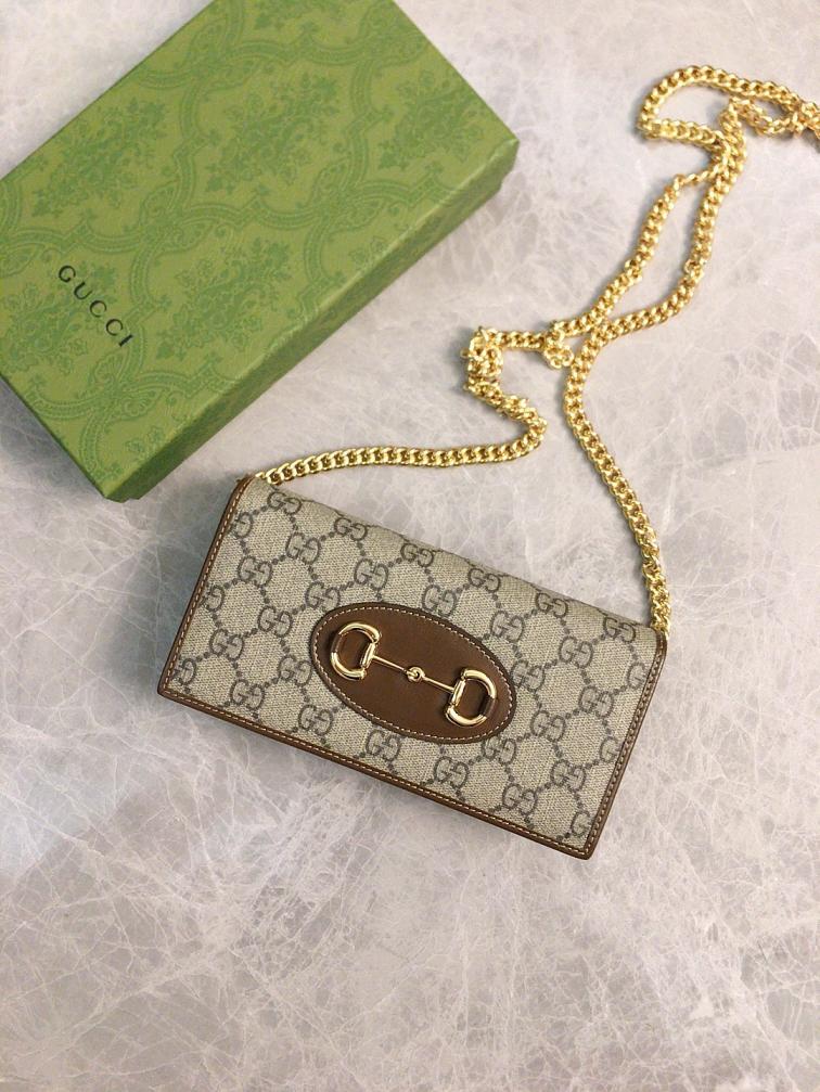 Gucci GG Supreme 1955 621892 wallet on chain