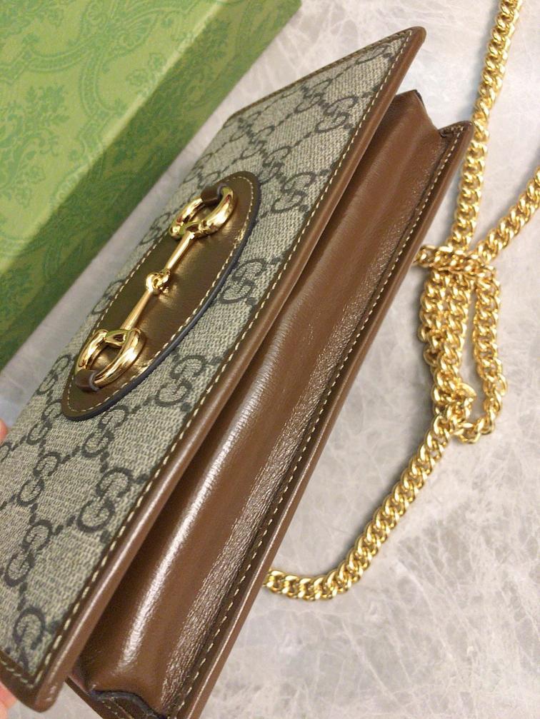 Gucci GG Supreme 1955 621892 wallet on chain