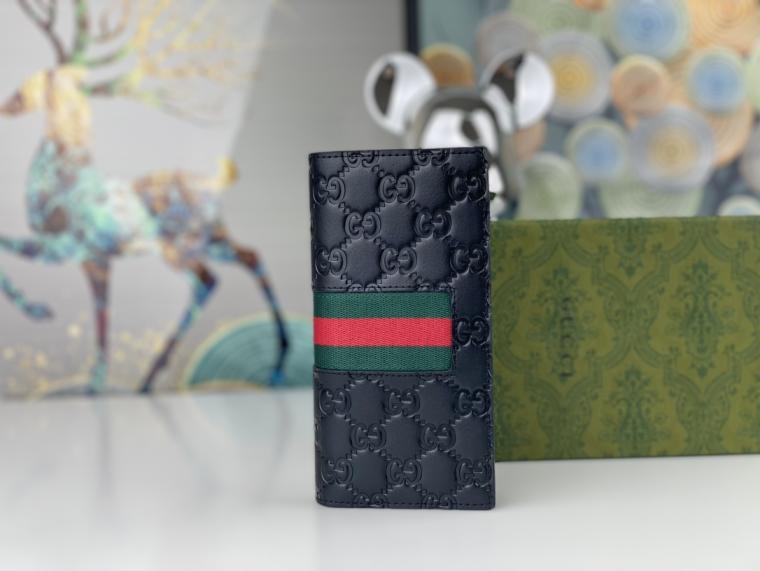 Gucci 408836 GG Supreme wallet