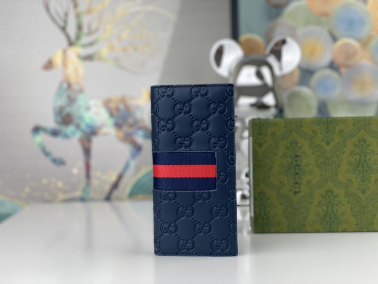 Gucci 408836 GG Supreme wallet