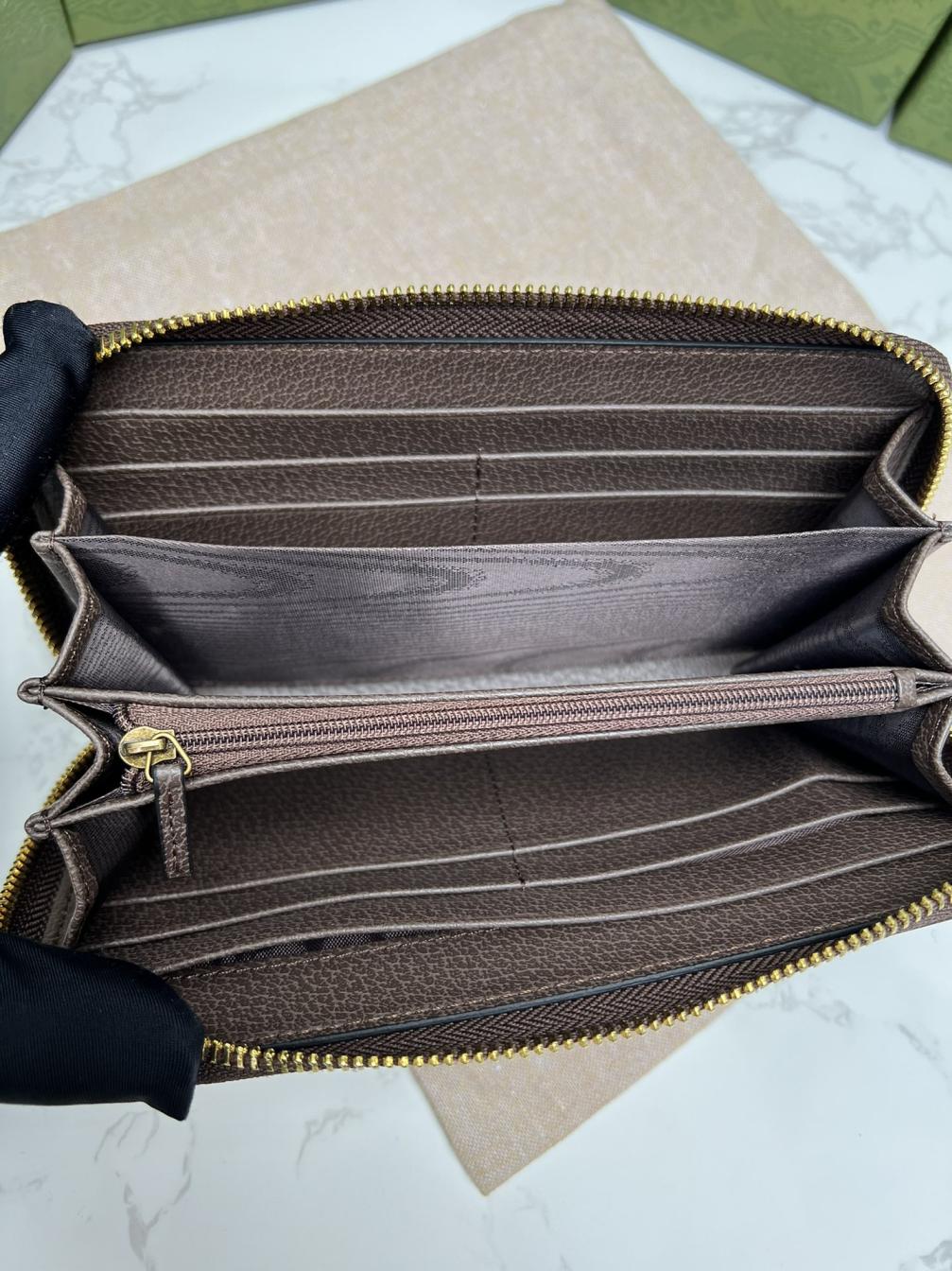 Gucci 699316 wallet