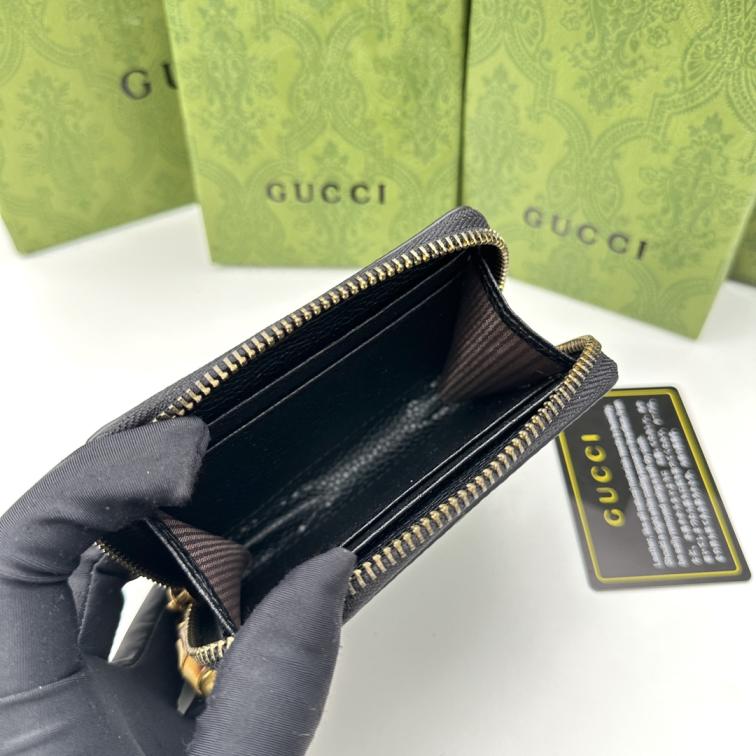 Gucci  739500 wallet