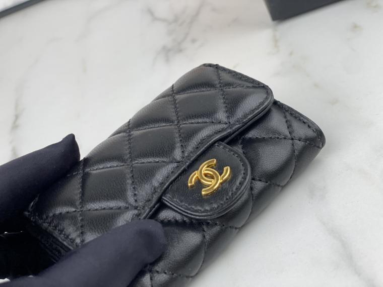 CHANEL Lambskin wallet AP0214