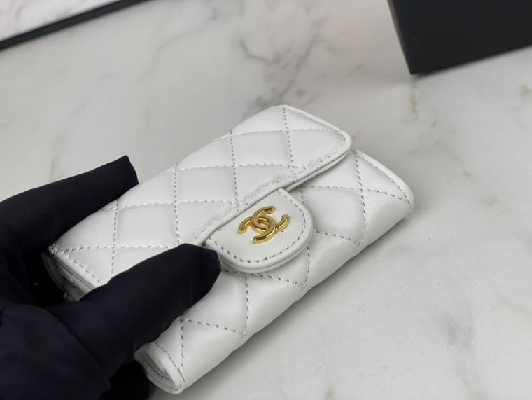 CHANEL Lambskin wallet AP0214