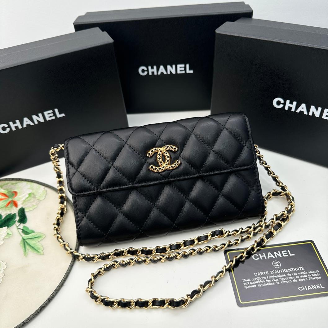 Chanel woc wallet 8001