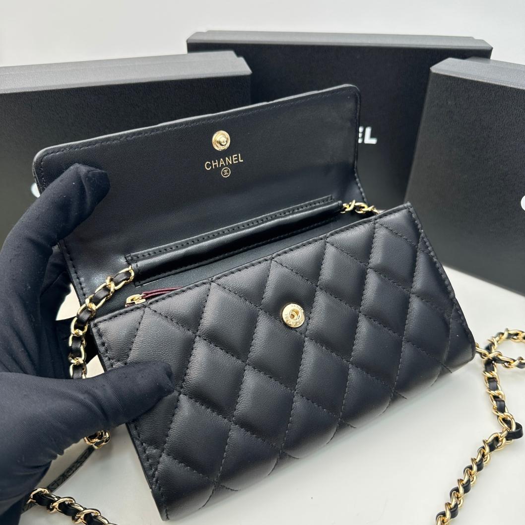 Chanel woc wallet 8001