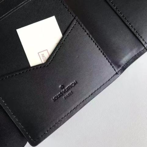 LV Wallet M63144
