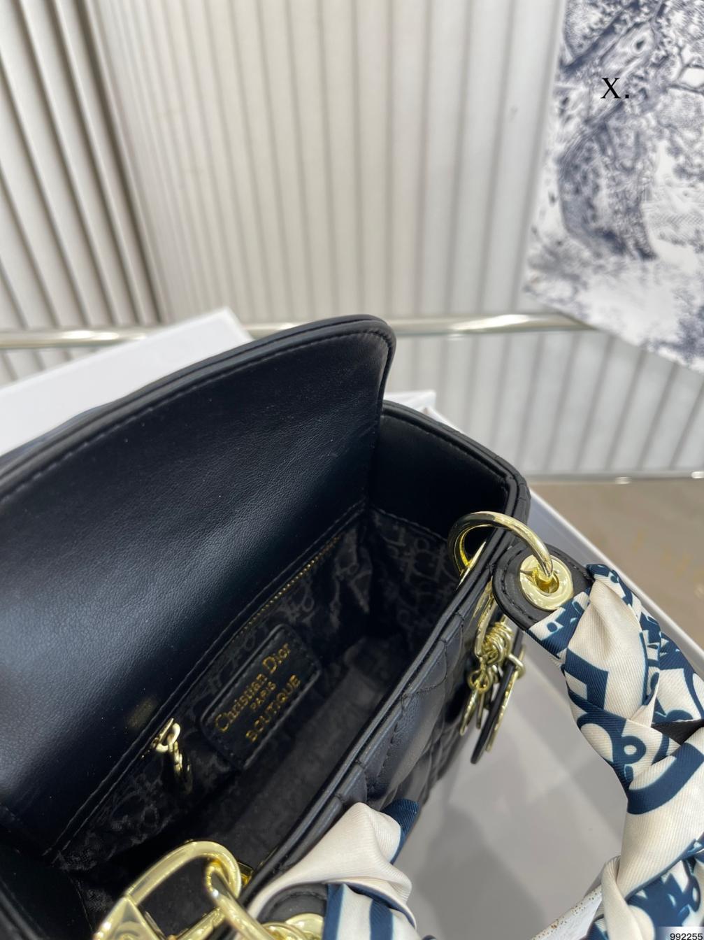 Dior lady dior handbag 132627