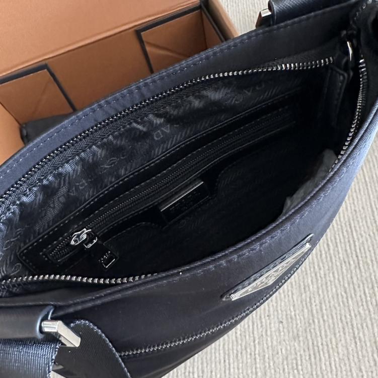 PRADA Bag 132684