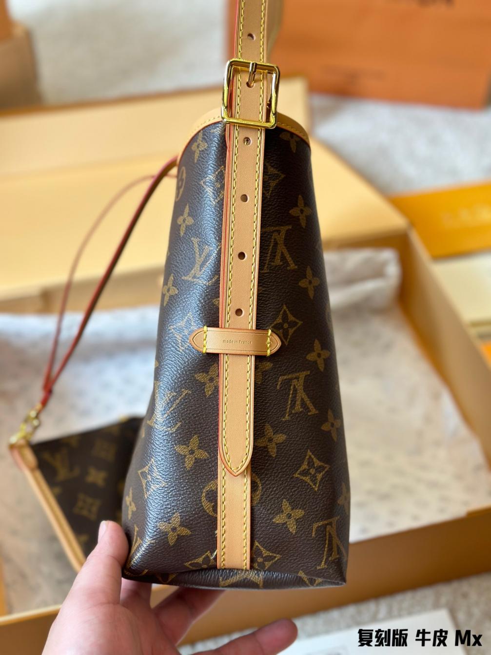 (33cm)Lv Louis vuitton Carryall 132738