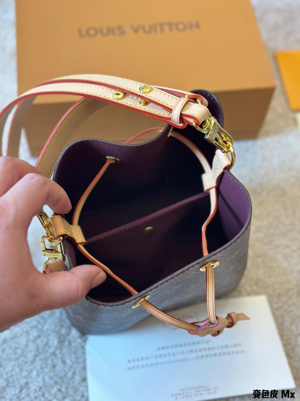 (20cm)Lv Neonoe mini bag 132736