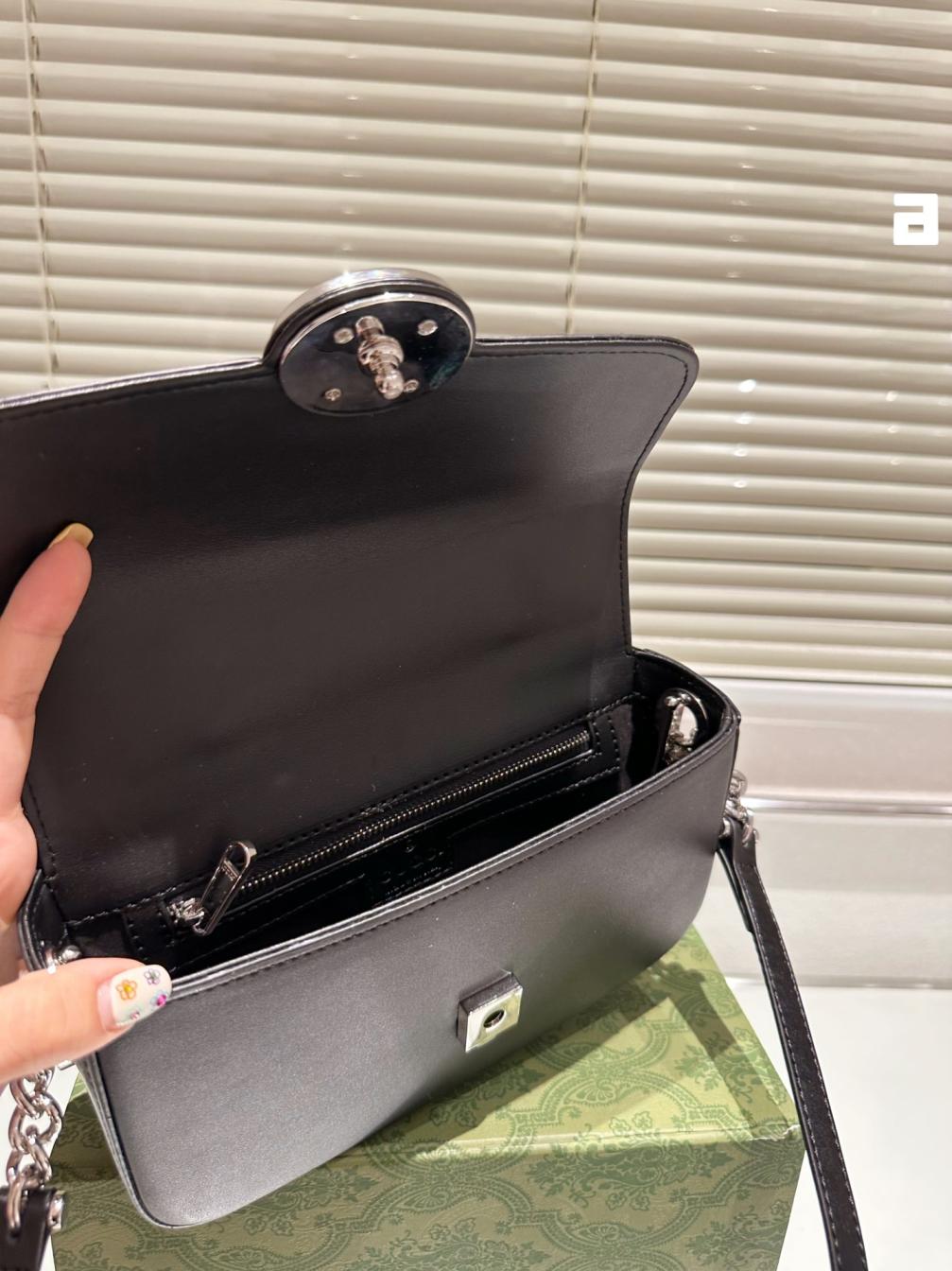 (22cm)Gucci petite bag