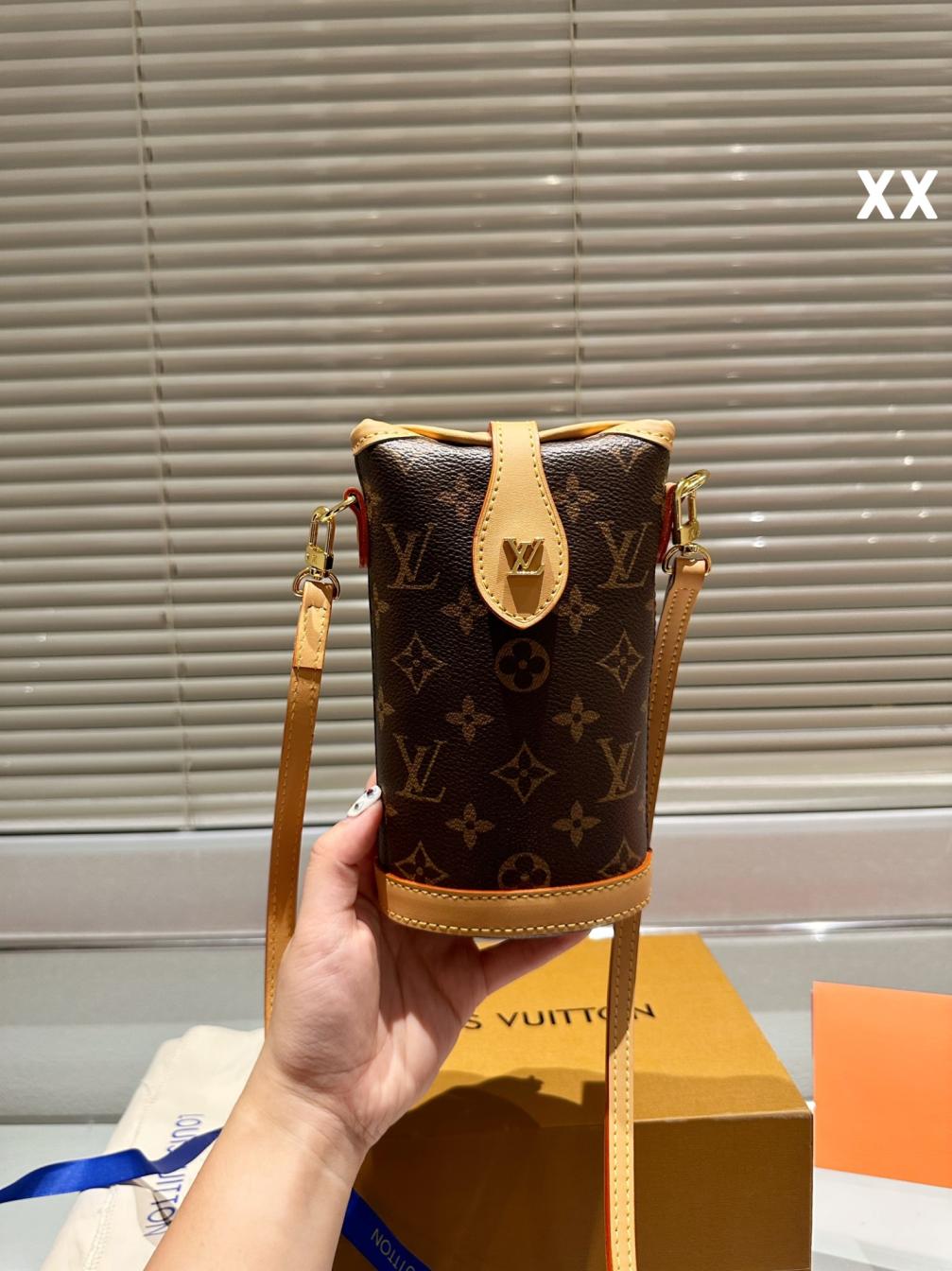 (10cm)LV fold me mini bag