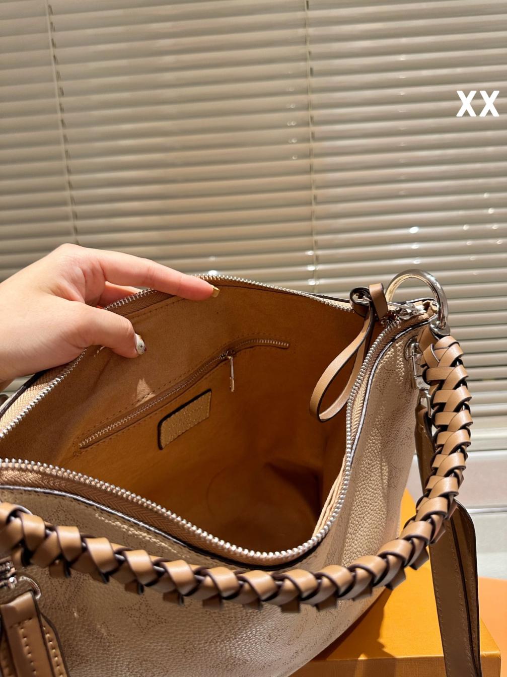 (31cm)Lv Louis Vuitton NEONOE bag