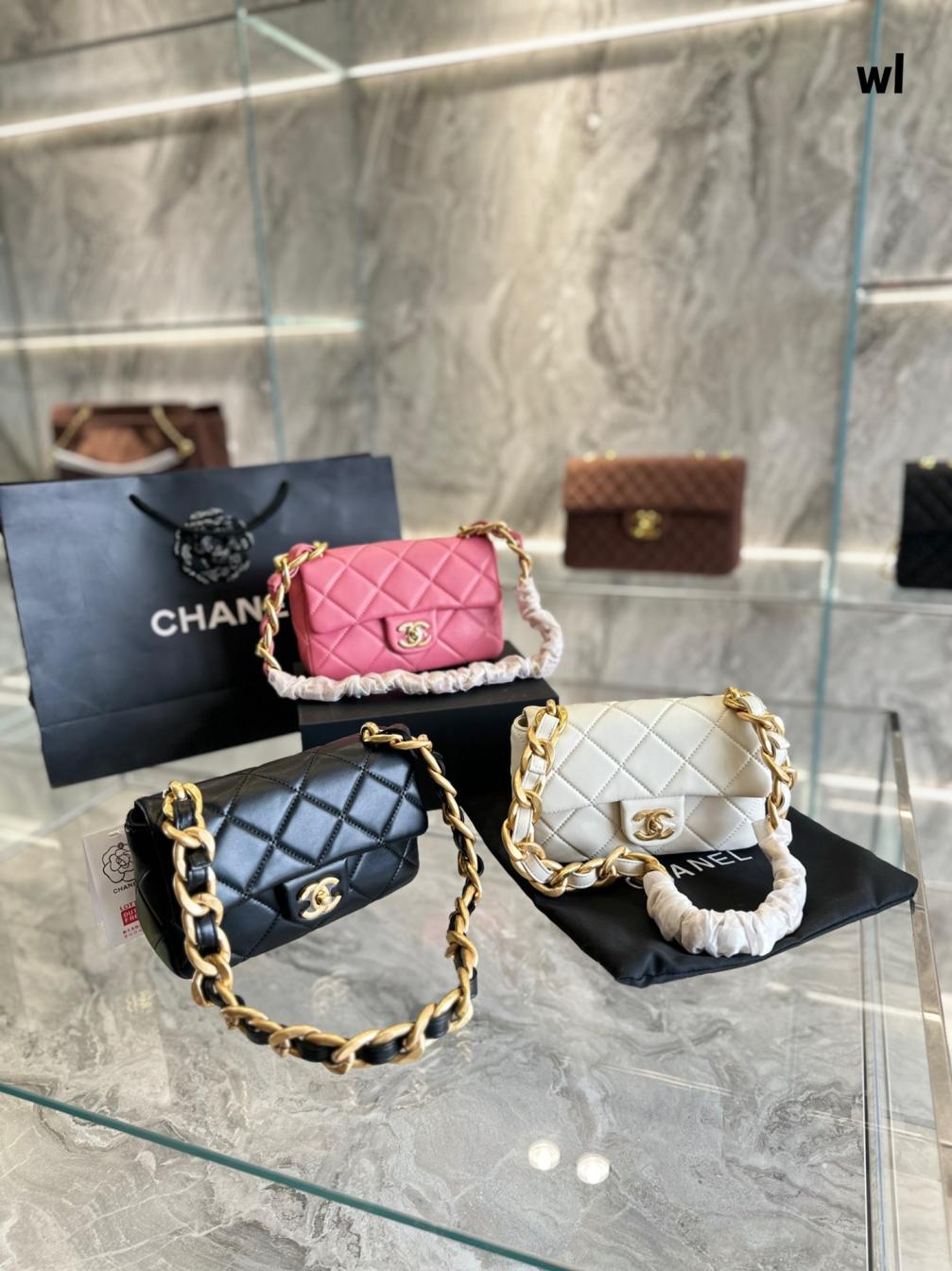 CHANEL 22S CF bag