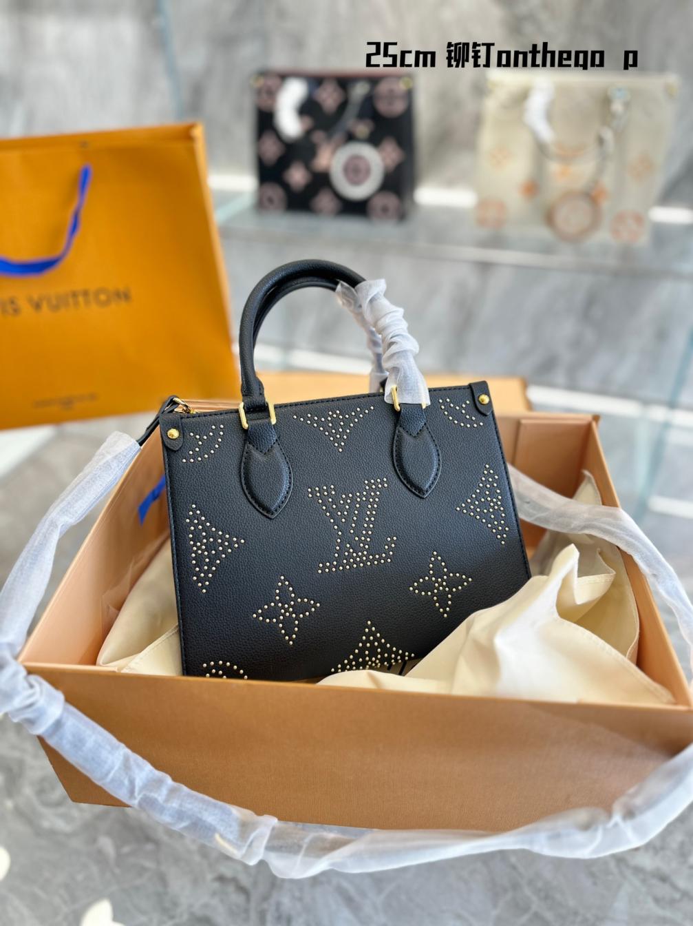 LV Rivet Monogram ONTHEGO