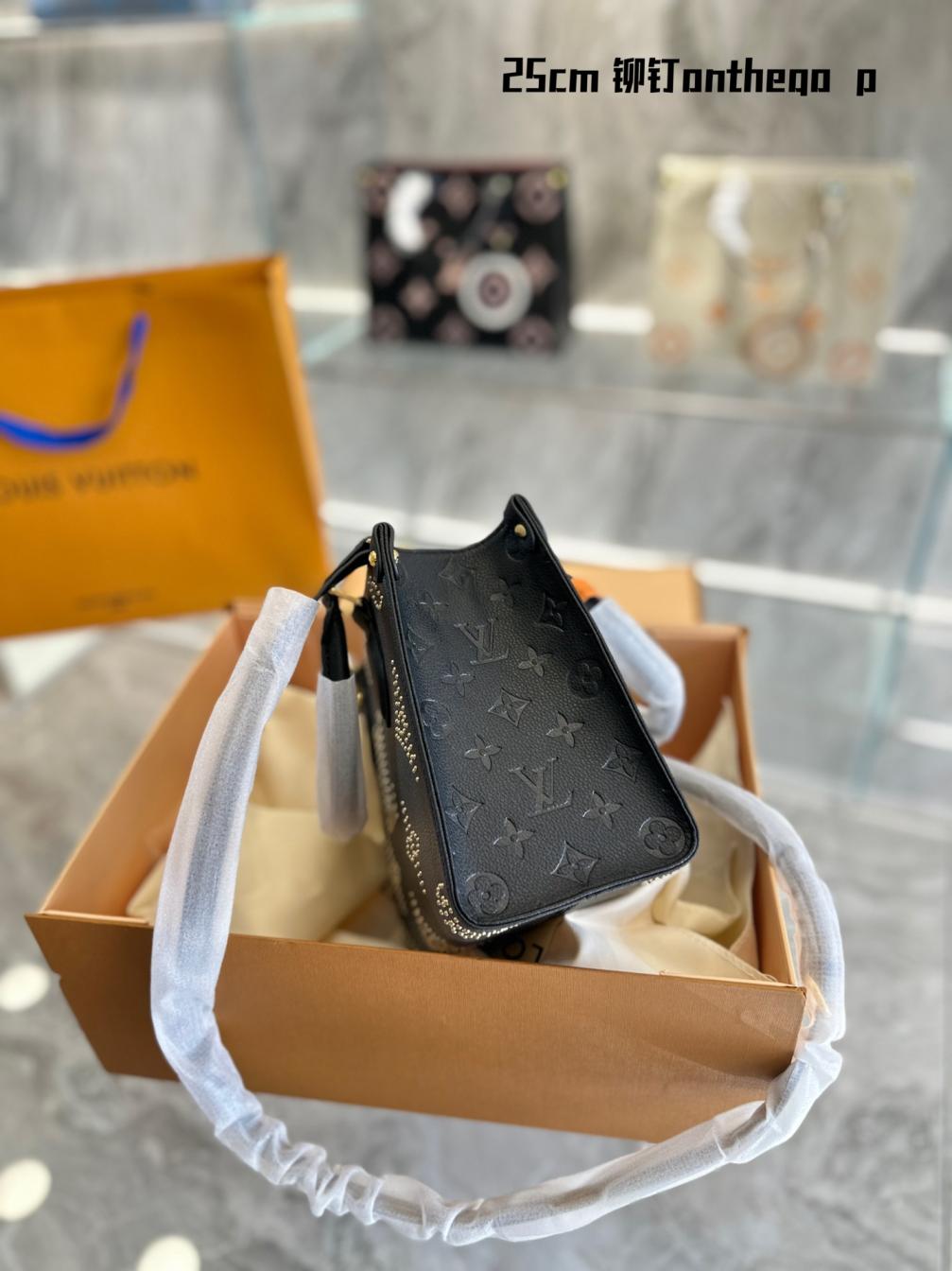 LV Rivet Monogram ONTHEGO