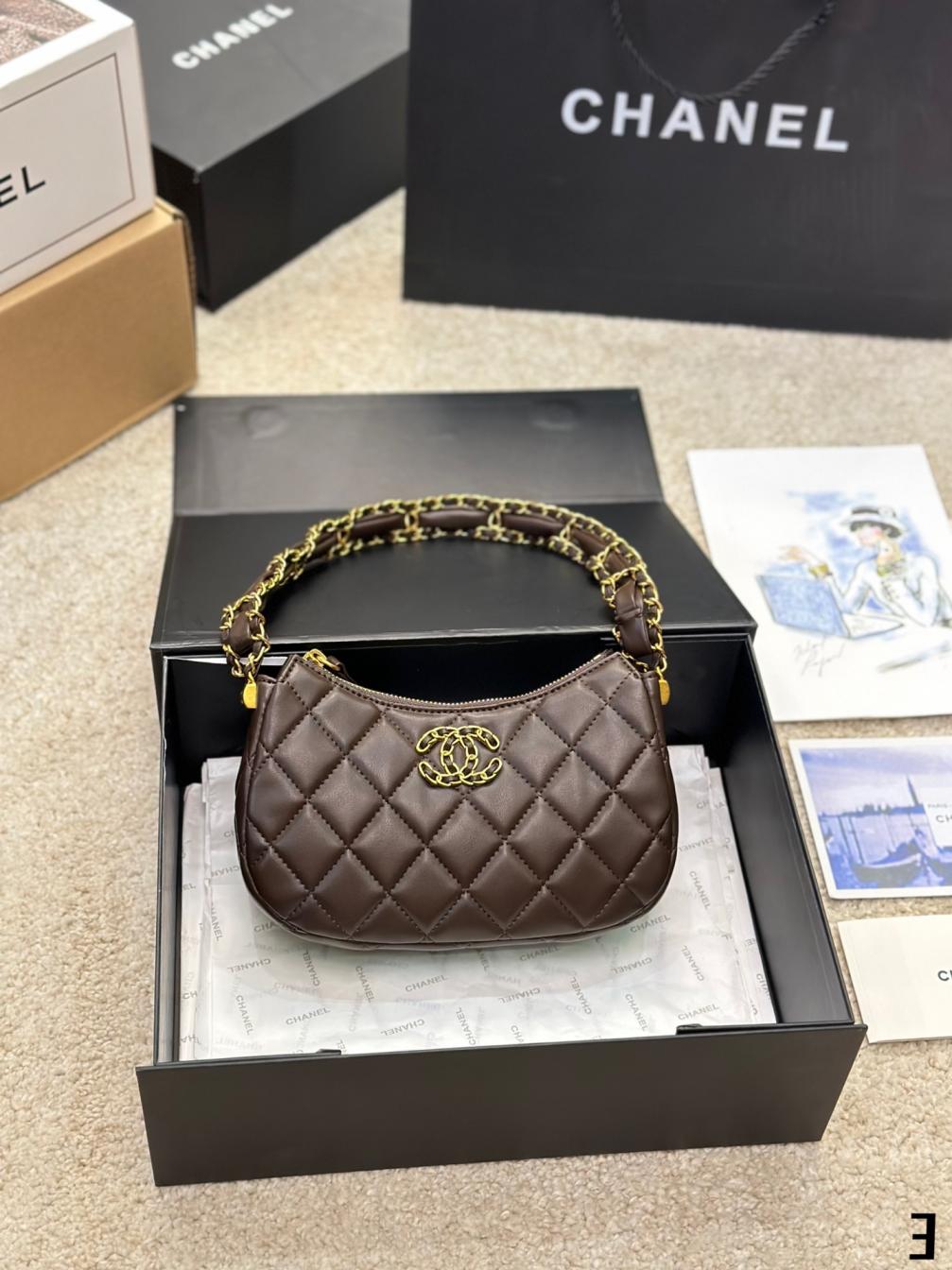 Vintage Chanel 23k bag