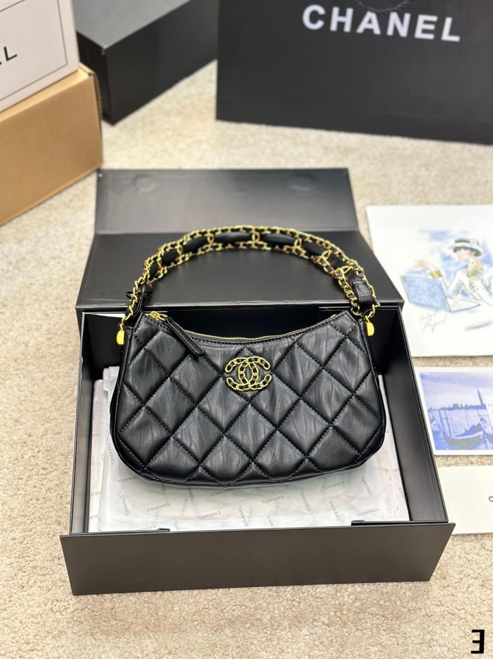 Vintage Chanel 23k bag
