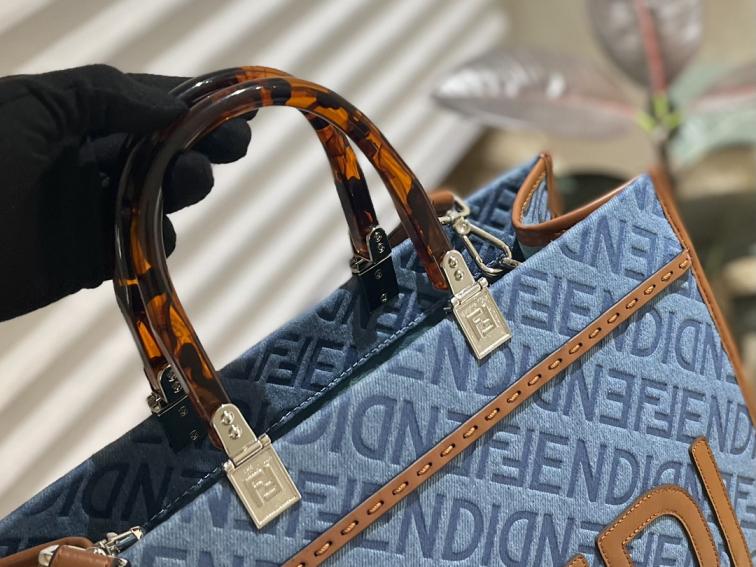 Fendi peekabo tote bag