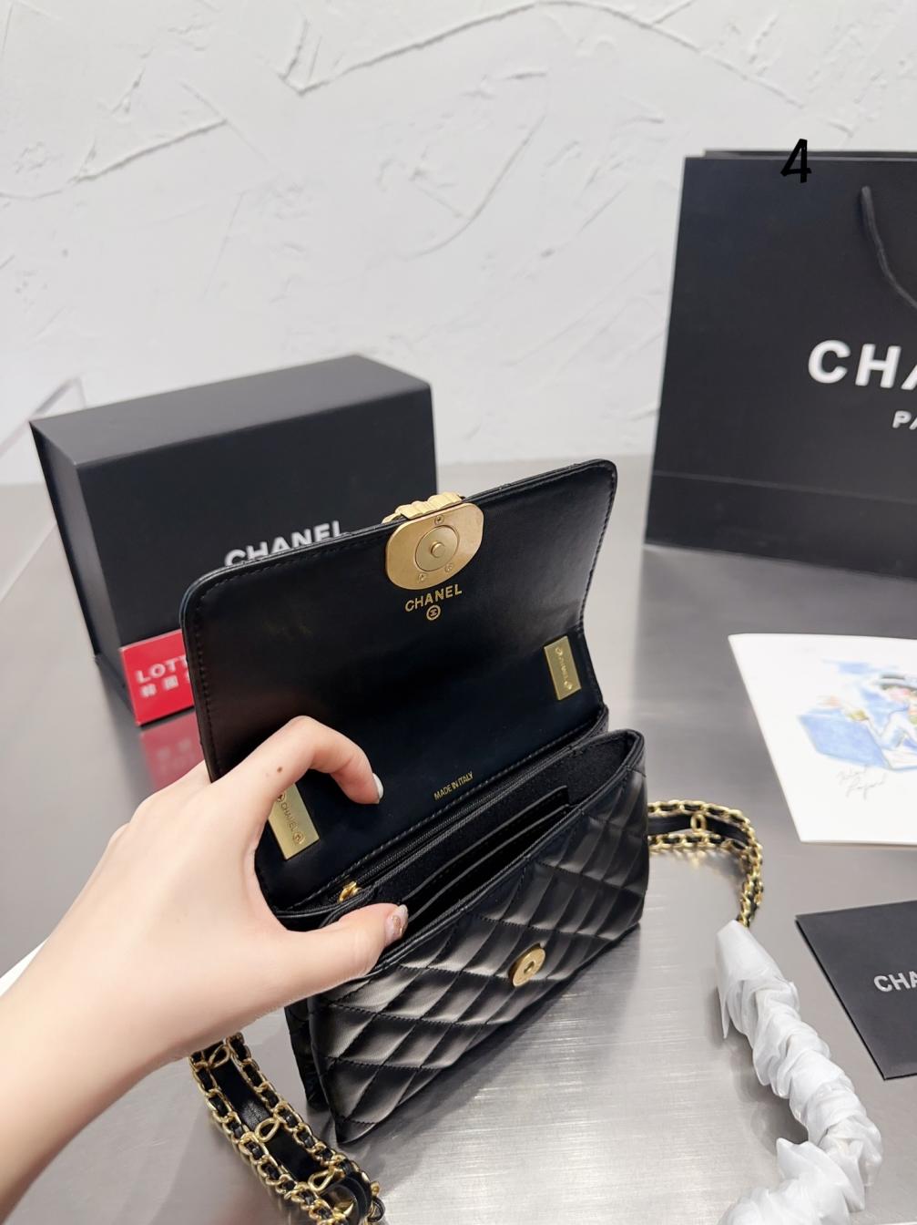 Chanel 23k Vintage bag