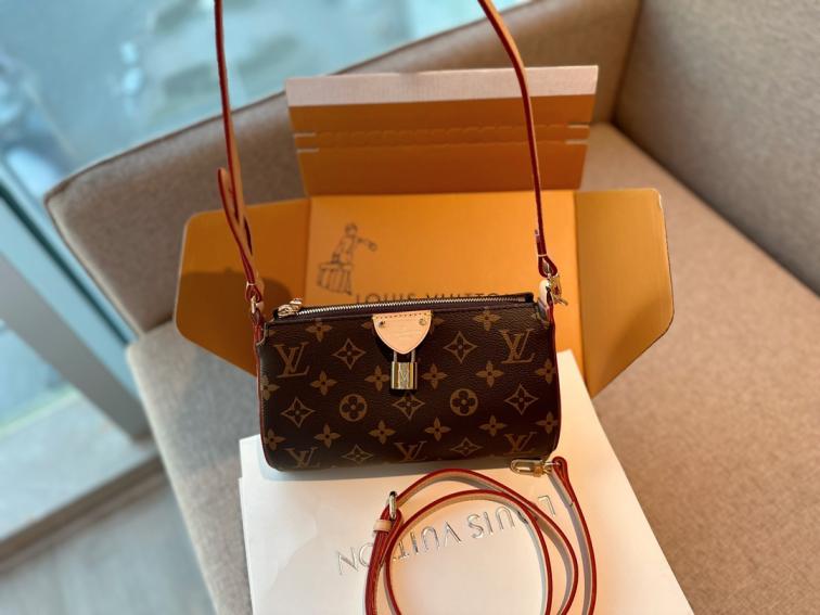 LV vintage handbag 133264