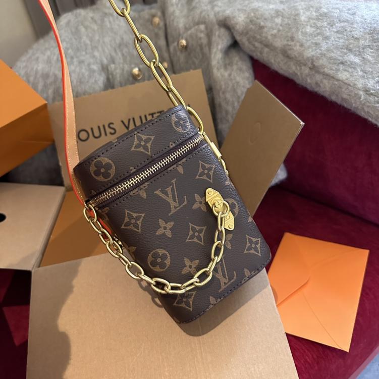 LV Phone Box M44914 bag