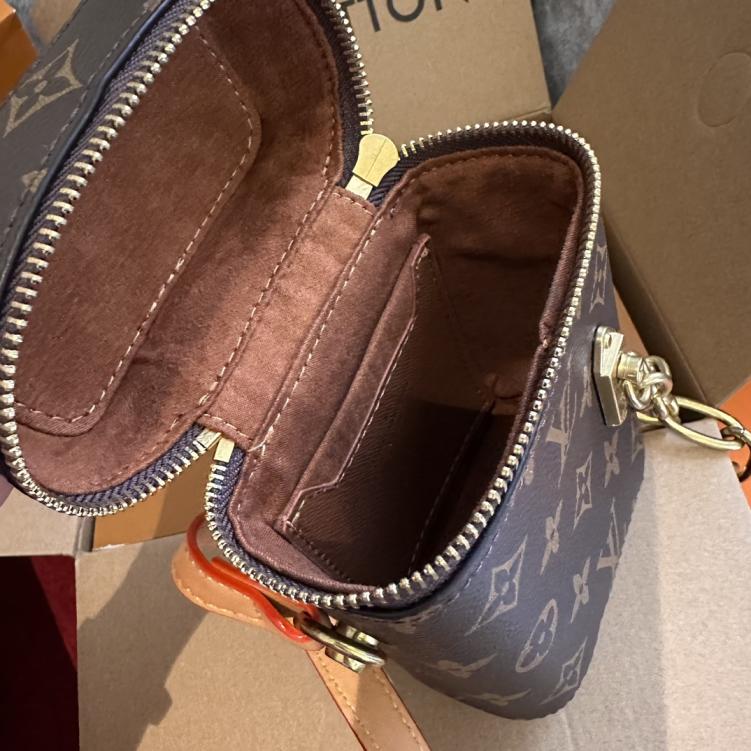 LV Phone Box M44914 bag