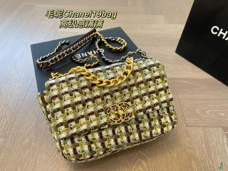 Chanel 19 bag 133392