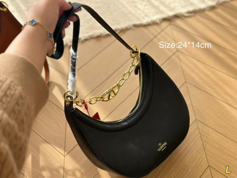 Valentino V logo bag 133405
