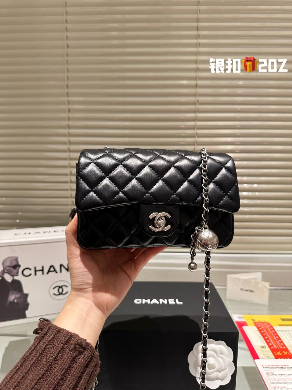 20cm Chanel lambskin new silver cf bag 133483