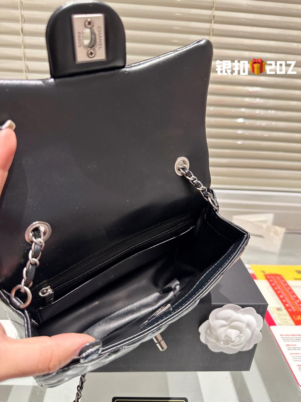 20cm Chanel lambskin new silver cf bag 133483