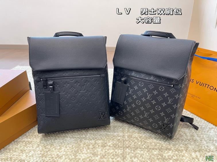 LV  Men backpack 133507